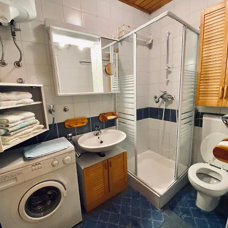 Apartma Snezinka *