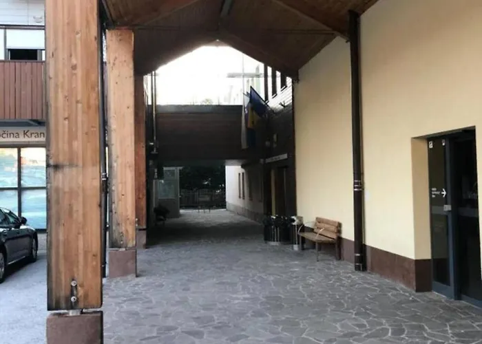 Apartma Snezinka * كْرانْيِسكا غورا